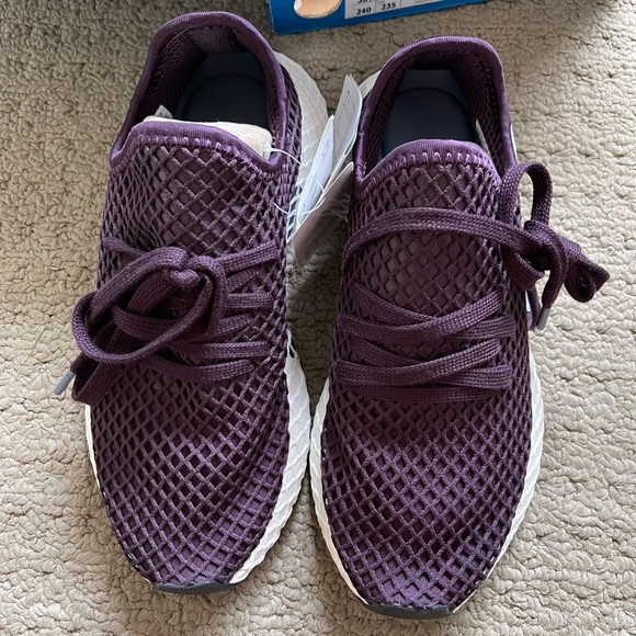 Adidas Deerupt Women’s Shoes. Brand new with box and tags. - Picture 3 of 9